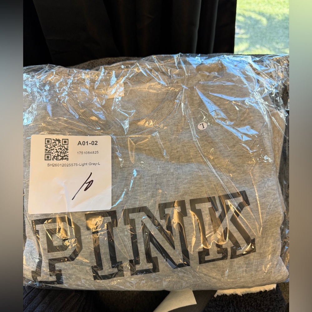 Women’s Pink Letters Print Crewneck Sweatshirt and Drawstring Pants Lt Grey L - Picture 11 of 14